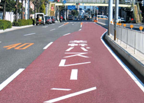 天然カラー砂利で叶えるカラーアスファルトの可能性